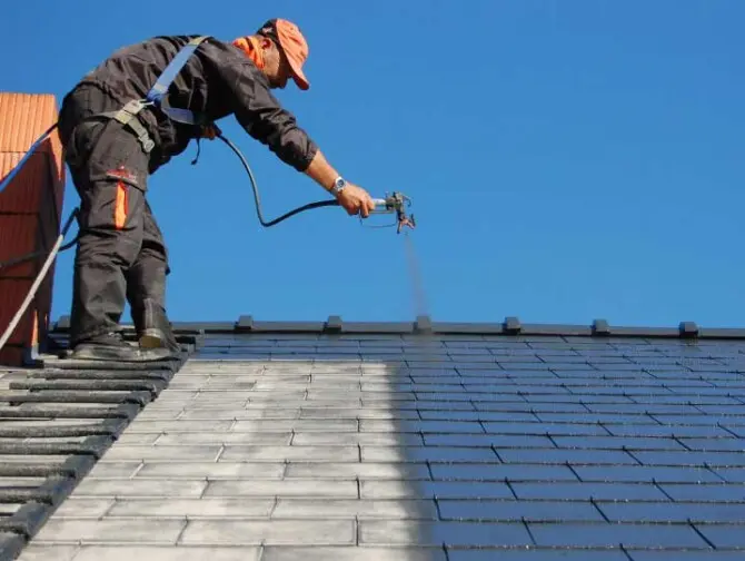 Peinture de toiture à Angoulême Royan Charente Charente-Maritime